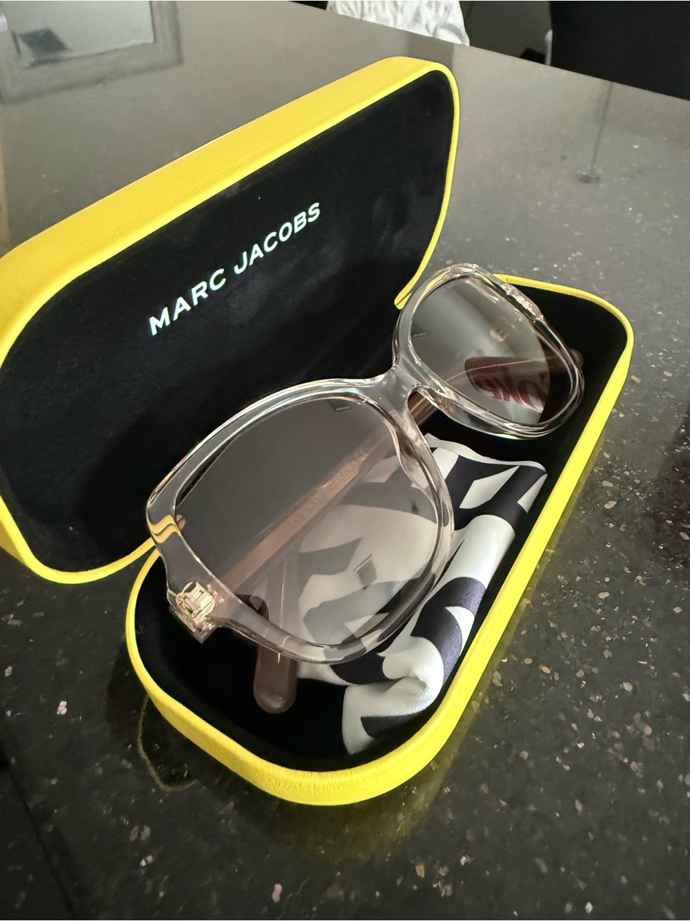 Marc Jacobs Translucent Taupe Sunglasses with Yellow-Trim Case - Picture 2 of 3